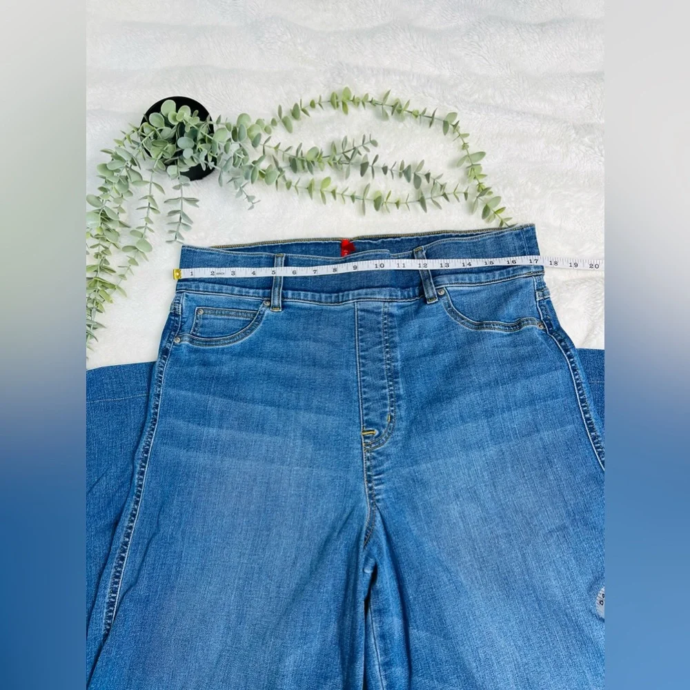 Spanx Seamed Front Wide Leg Vintage Indigo Flared Jeans Size 1X Tall - Picture 10 of 12